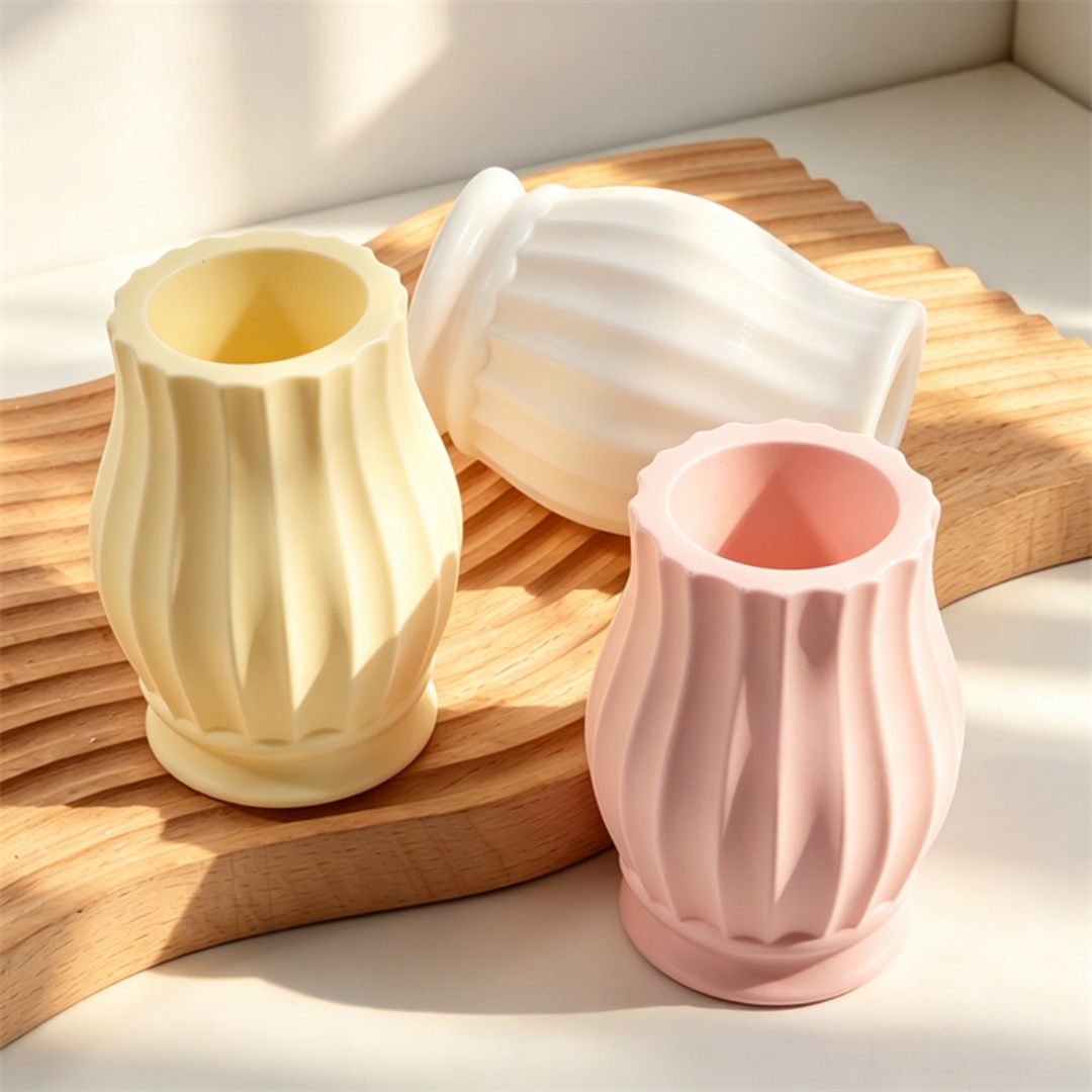 Embossed Pattern Curved Vase S – обзор и цена Florist Supply Vases